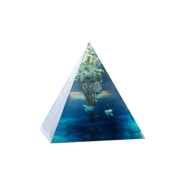 Suur, püramiidi valamise vorm, 15 x 15 cm