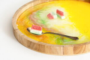 Kuidas valmistada epoksiidvaigust kandikut, kasutades puidust toorikut