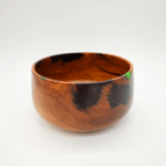 Kauss õunapuust ja epoksiidvaigust